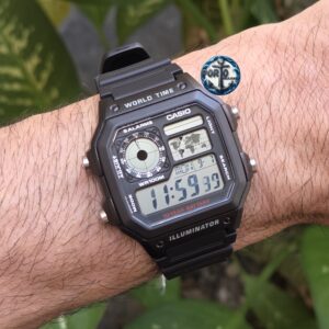 Relógio Casio Digital Iluminator World Time Timeless AE-1200WH-1AV