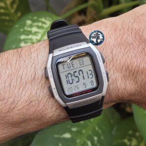 Relógio Casio Digital Iluminator Timeless W-96H-1AV
